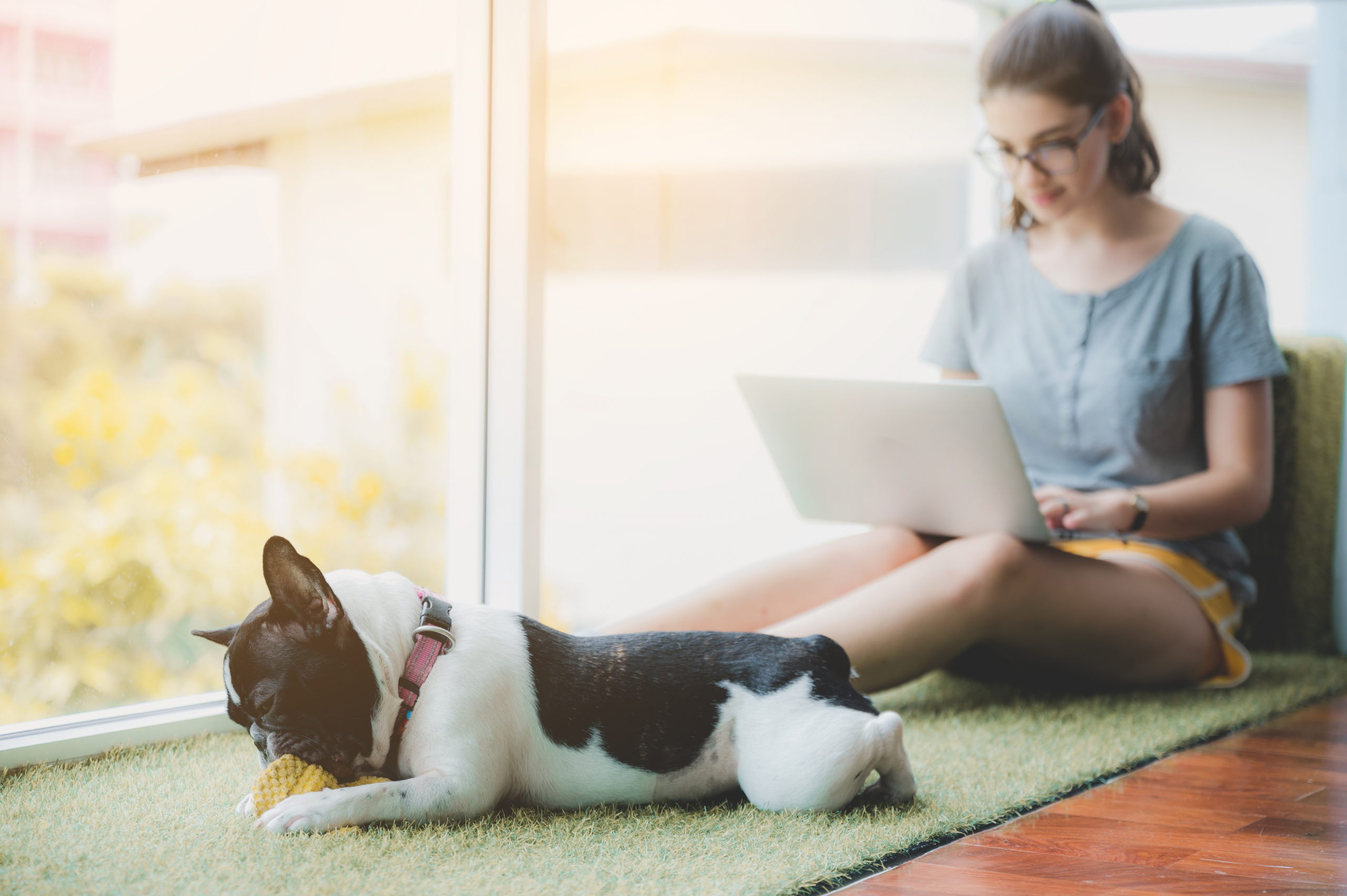 COVID-19 als Digitalisierungsbeschleuniger des Jahrzehnts COVID-19 als Digitalisierungsbeschleuniger des Jahrzehnts